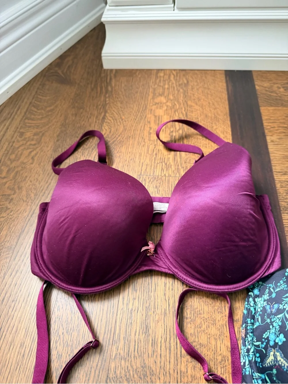 VICTORIA’S SECRET Bra LOT Bundle X 3 Women’s Size 34 DDD - Picture 3 of 11